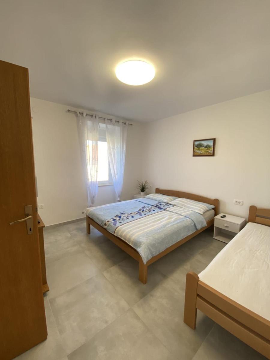 Apartmani Radosav Šilo Екстериор снимка