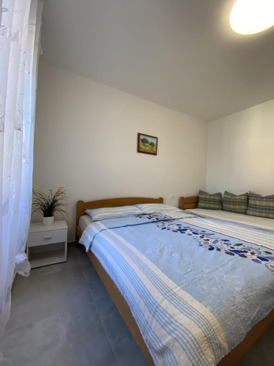 Apartmani Radosav Šilo Екстериор снимка