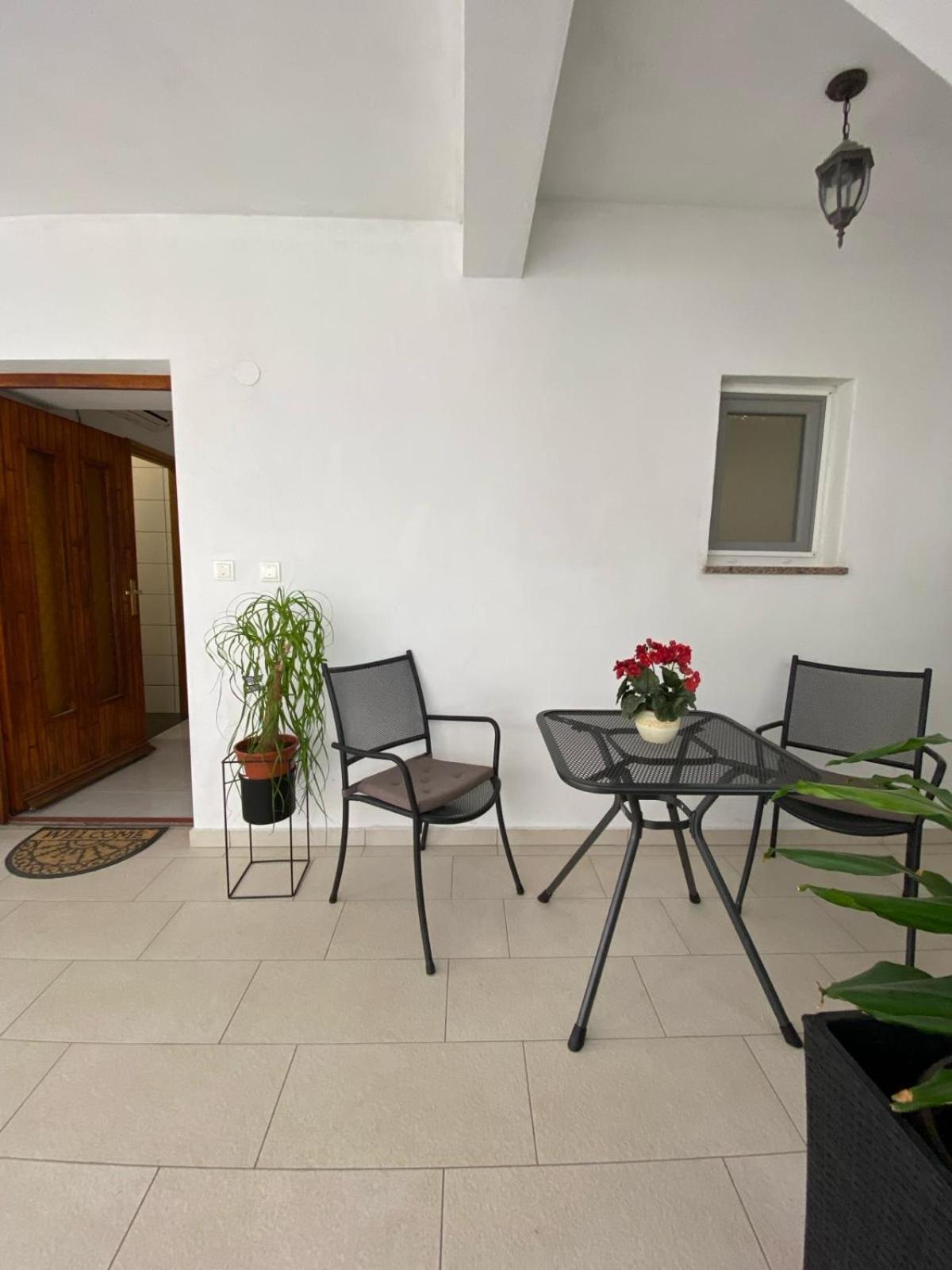 Apartmani Radosav Šilo Екстериор снимка
